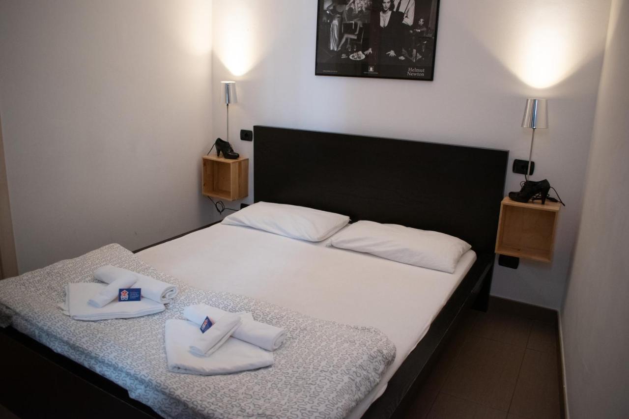 Abbey Hostel Genova Eksteriør billede